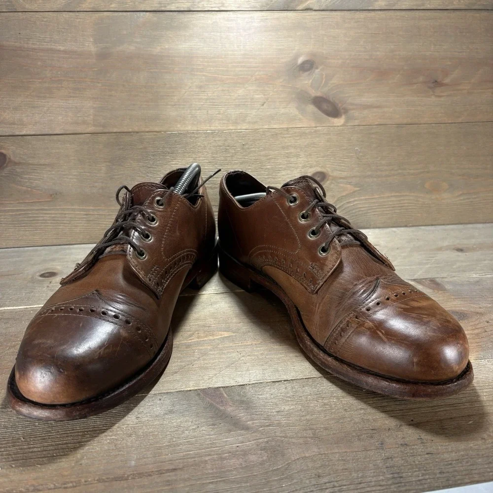 frye arkansas Mens size 9.5 shoes Brown Leather Cap Toe Brogue Oxfords